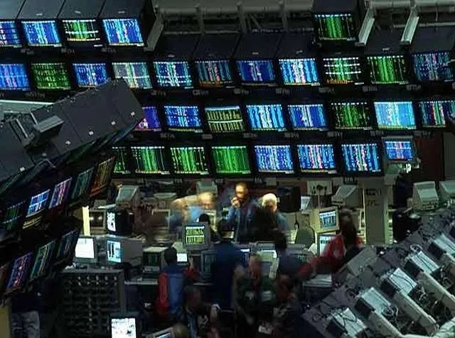 UK markets rally and police overhaul as key political showdown unfolds